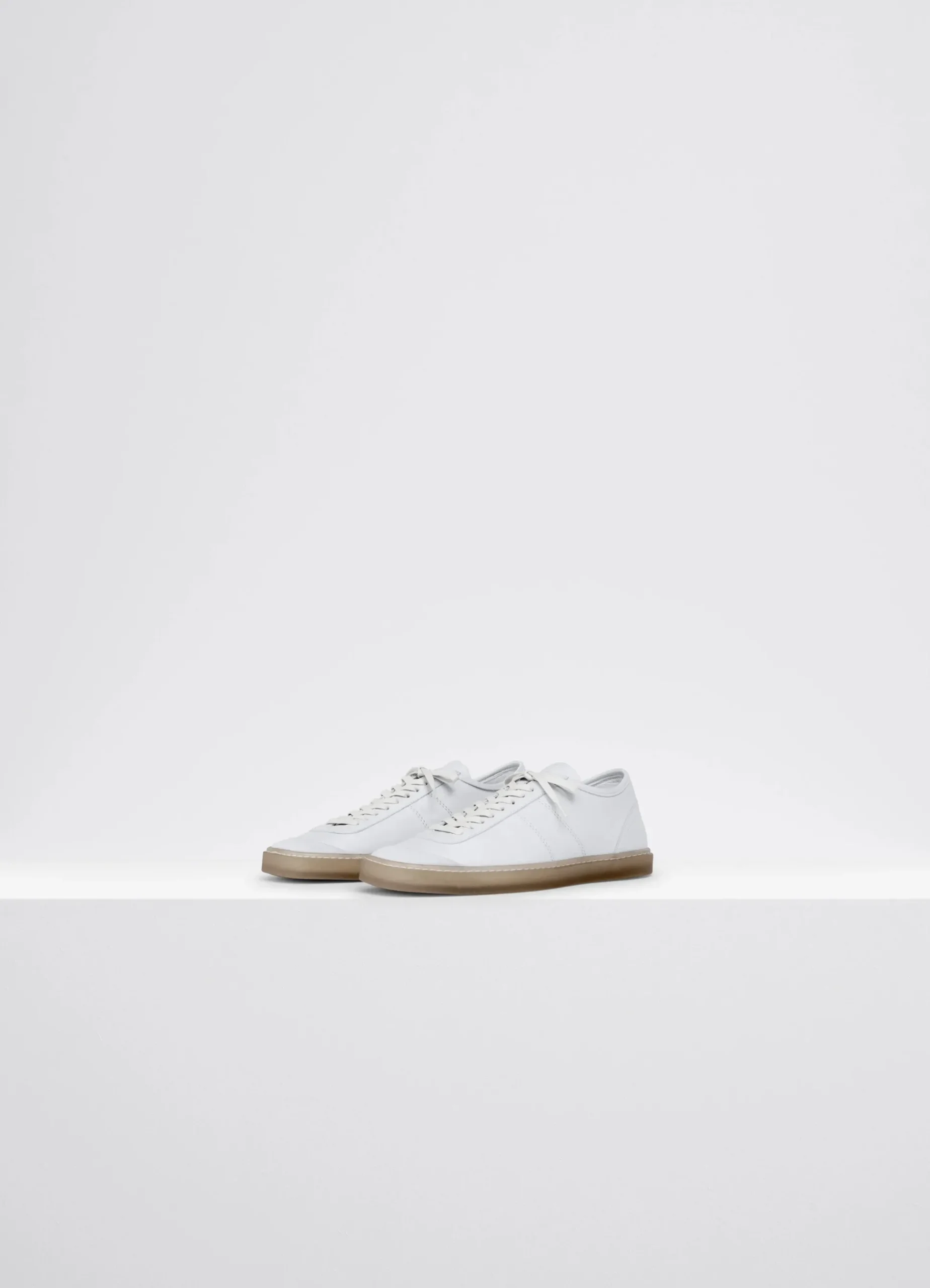 Outlet BASKETS LINOLÉUM BASIQUES À LACETS Homme Chaussures