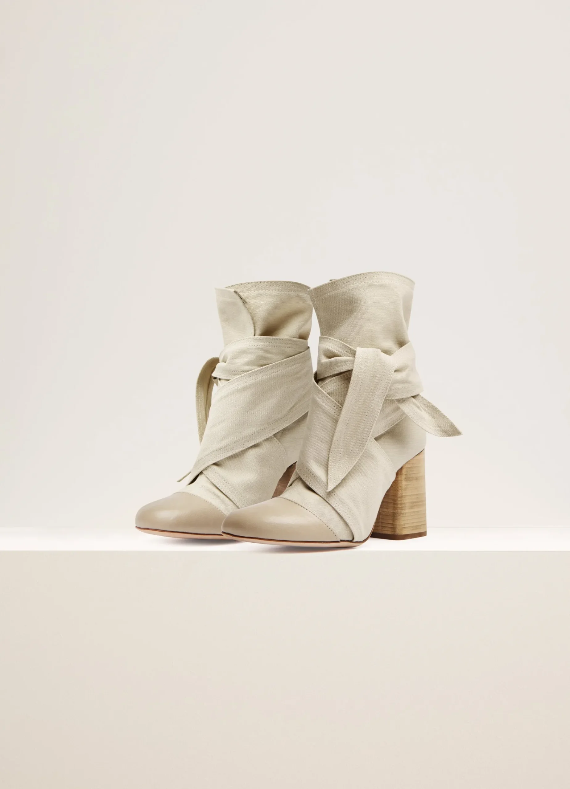Clearance BOTTES ENVELOPPANTES AVEC TALON DE 90 Femme Chaussures