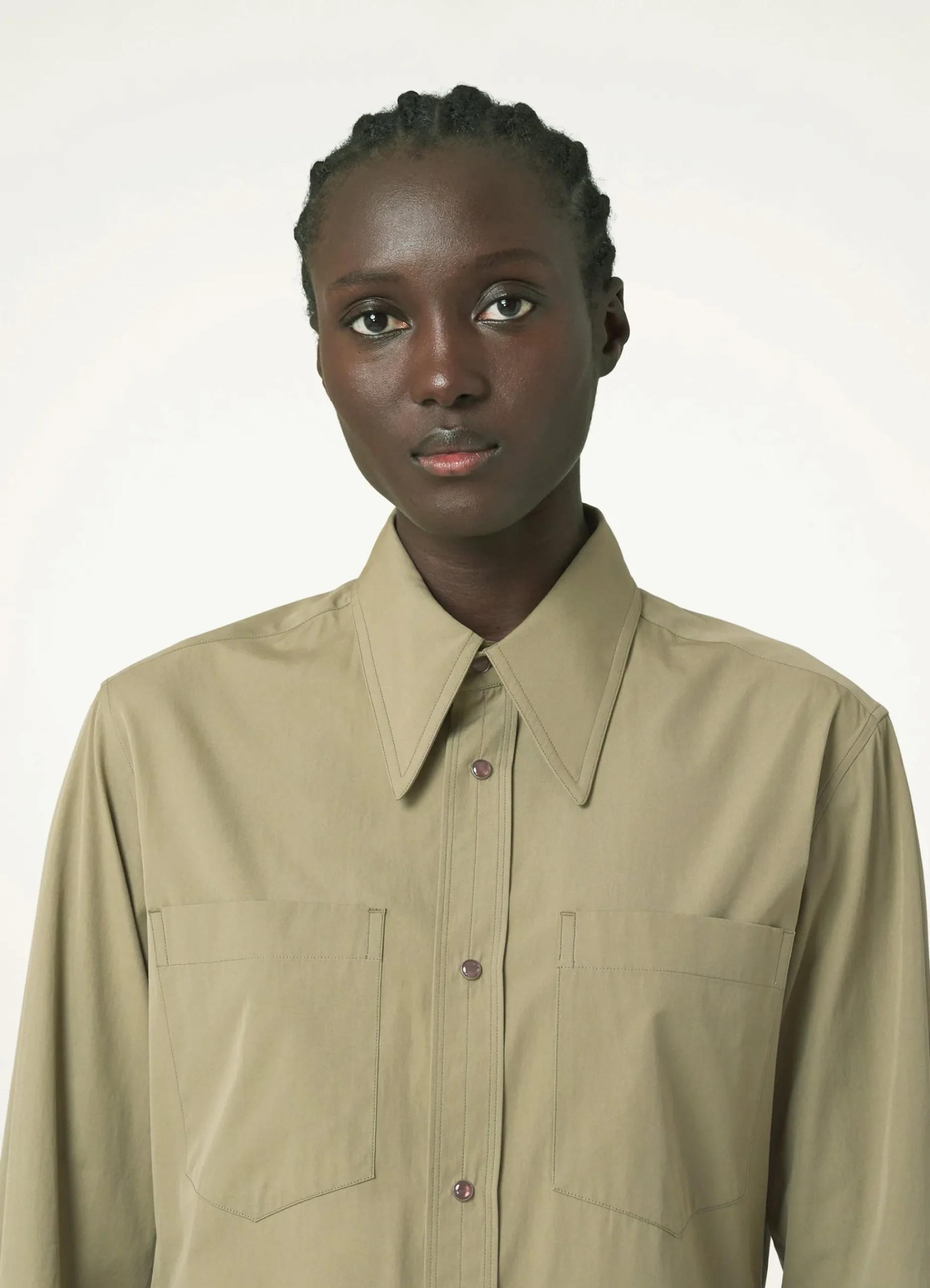 New CHEMISE À COL POINTU ET BOUTTONS-PRESSION Femme Chemises
