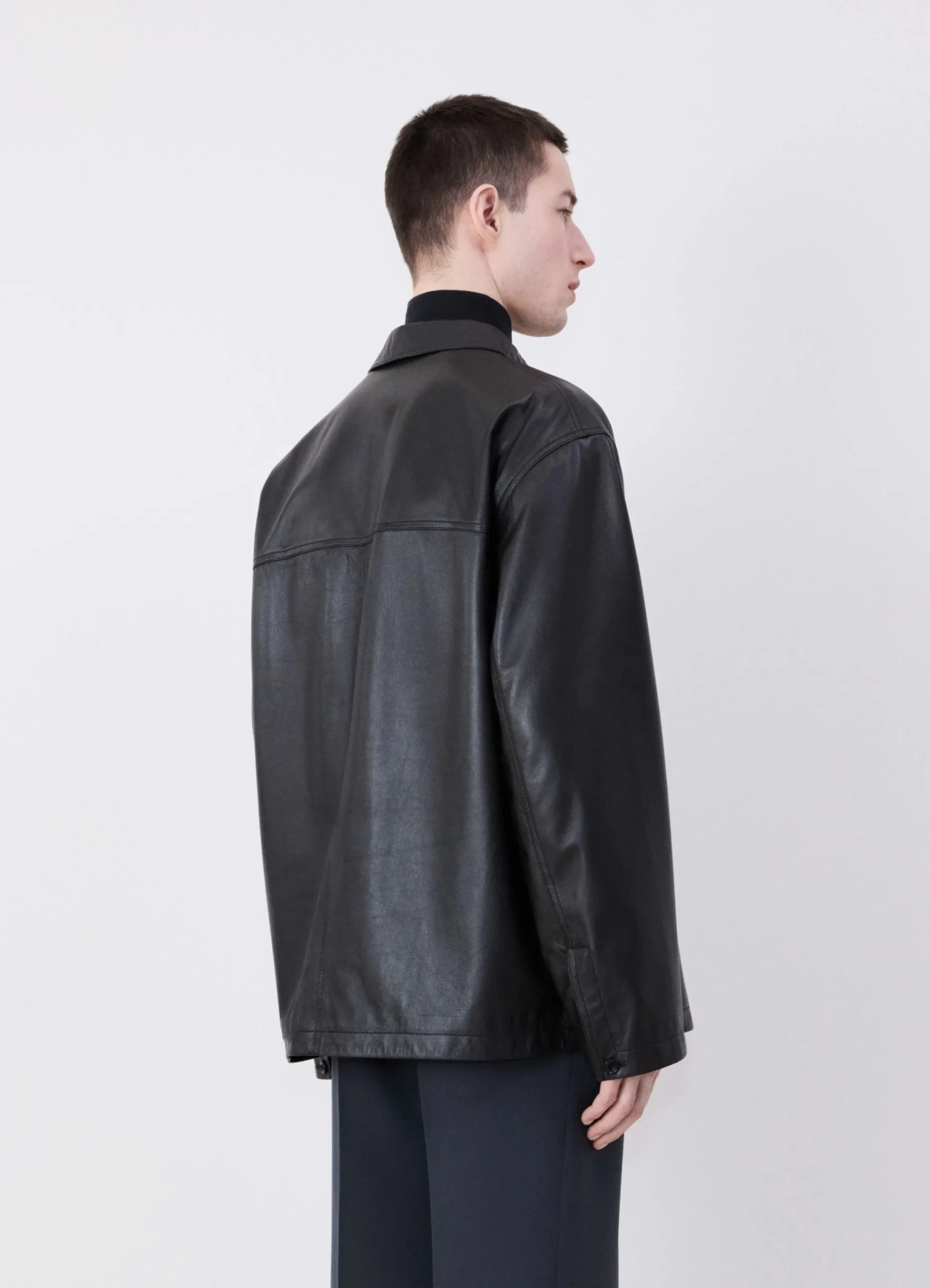 Outlet CHEMISE EN CUIR À COL MONTANT Homme Chemises|Vestes & Outerwear
